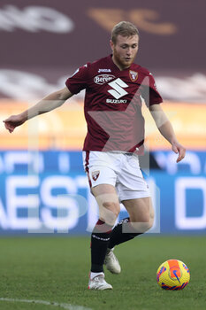 2022-01-23 - Tommaso Pobega (Torino FC) in action - TORINO FC VS US SASSUOLO - ITALIAN SERIE A - SOCCER