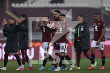 2022-01-23 - Antonio Sanabria (Torino FC), Etrit Berisha (Torino FC) and Daniele Baselli (Torino FC) greet fans - TORINO FC VS US SASSUOLO - ITALIAN SERIE A - SOCCER