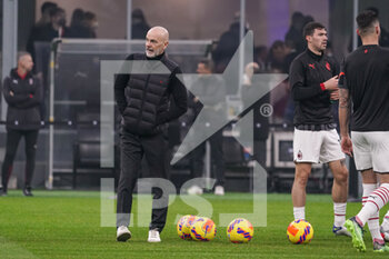 2022-02-05 - Stefano Pioli of AC Milan during the Italian championship Serie A football match between FC Internazionale and AC Milan on February 5, 2022 at Giuseppe Meazza stadium in Milan, Italy - FC INTERNAZIONALE VS AC MILAN - ITALIAN SERIE A - SOCCER