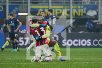 2022-02-05 - Alessio Romagnoli of AC Milan and Mike Maignan of AC Milan during the Italian championship Serie A football match between FC Internazionale and AC Milan on February 5, 2022 at Giuseppe Meazza stadium in Milan, Italy - FC INTERNAZIONALE VS AC MILAN - ITALIAN SERIE A - SOCCER