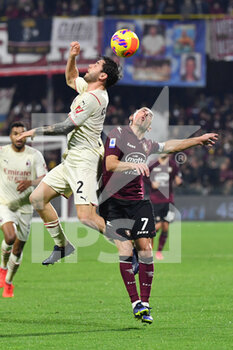 2022-02-19 - Milan's defender Davide Calabria jump for the ball against Salernitana's forward Franck Ribery  - US SALERNITANA VS AC MILAN - ITALIAN SERIE A - SOCCER