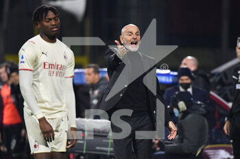 2022-02-19 - Milan's head coach Stefano Pioli reacts - US SALERNITANA VS AC MILAN - ITALIAN SERIE A - SOCCER