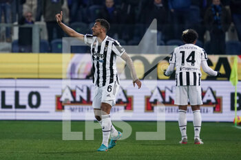 2022-02-13 - Danilo of Juventus Fc during the Italian championship Serie A football match between Atalanta BC and Juventus FC on February 13, 2022 at Gewiss Stadium in Bergamo, Italy - ATALANTA BC VS JUVENTUS FC - ITALIAN SERIE A - SOCCER