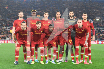 2022-02-19 - AS Roma team during the  Italian Football Championship League A 2021/2022 match between AS Roma vs Hellas Verona FC at the Olimpic Stadium in Rome  on 19 February 2021. - AS ROMA VS HELLAS VERONA FC - ITALIAN SERIE A - SOCCER