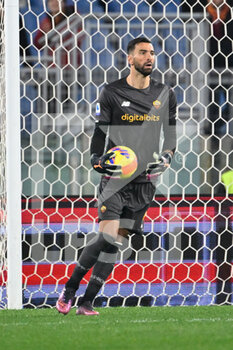 2022-02-19 - Rui Patricio (AS Roma) during the  Italian Football Championship League A 2021/2022 match between AS Roma vs Hellas Verona FC at the Olimpic Stadium in Rome  on 19 February 2021. - AS ROMA VS HELLAS VERONA FC - ITALIAN SERIE A - SOCCER