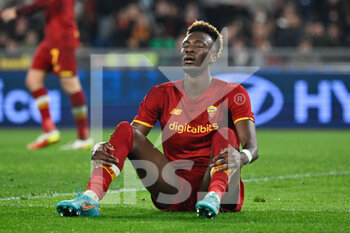 2022-02-19 - Tammy Abraham (AS Roma)  during the  Italian Football Championship League A 2021/2022 match between AS Roma vs Hellas Verona FC at the Olimpic Stadium in Rome  on 19 February 2021. - AS ROMA VS HELLAS VERONA FC - ITALIAN SERIE A - SOCCER