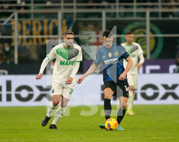 2022-02-20 - Ivan Perisic of Inter  during the Italian Serie A football match between FC Inter and Sassuolo Calcio on February 20, 2022 at San Siro - Giuseppe Meazza stadium in Milano , Italy - INTER - FC INTERNAZIONALE VS US SASSUOLO - ITALIAN SERIE A - SOCCER