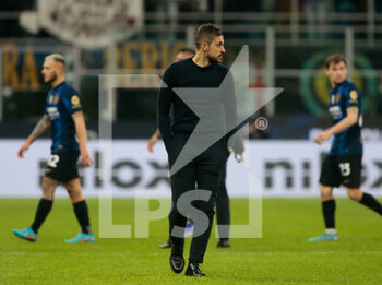 2022-02-20 - Alessio Dionisi, Manager of US Sassuolo during the Italian Serie A football match between FC Inter and Sassuolo Calcio on February 20, 2022 at San Siro - Giuseppe Meazza stadium in Milano , Italy - INTER - FC INTERNAZIONALE VS US SASSUOLO - ITALIAN SERIE A - SOCCER
