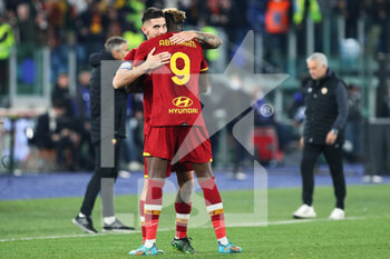 2022-03-20 - Lorenzo Pellegrini of Roma (L) celebrates with Tammy Abraham (R) after scoring 3-0 goal during the Italian championship Serie A football match between AS Roma and SS Lazio on March 20, 2022 at Stadio Olimpico in Rome, Italy - AS ROMA VS SS LAZIO - ITALIAN SERIE A - SOCCER