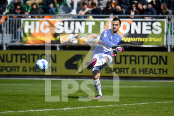 2022-03-20 - Sampdoria's Emil Audero portrait in action - VENEZIA FC VS UC SAMPDORIA - ITALIAN SERIE A - SOCCER