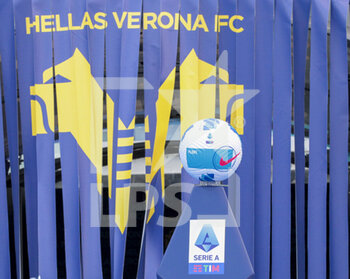 2022-04-04 - Verona (VR), Italia, 04 Aprile 2022, Stadio Marc'Antonio Bentegodi, 31° giornata Campionato di calcio Serie A Tim 2021/2022, incontro tra le squadre dell'Hellas Verona e del Genoa CFC, nella foto: ball of the match - HELLAS VERONA FC VS GENOA CFC - ITALIAN SERIE A - SOCCER