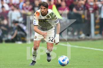 2022-05-05 - Pietro Ceccaroni (Venezia FC) in action during the Serie A 2021/22 match between US . Salernitana 1919 and Venezia FC. at Arechi  Stadium - US SALERNITANA VS VENEZIA FC - ITALIAN SERIE A - SOCCER