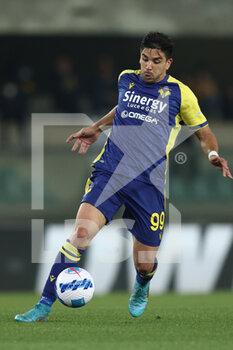2022-04-23 - Giovanni Simeone (Hellas Verona FC) in action - HELLAS VERONA VS UC SAMPDORIA - ITALIAN SERIE A - SOCCER