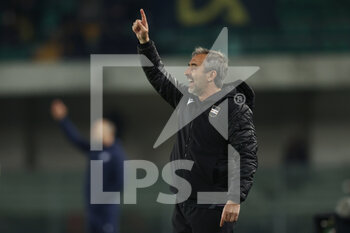 2022-04-23 - Marco Giampaolo (UC Sampdoria) gestures - HELLAS VERONA VS UC SAMPDORIA - ITALIAN SERIE A - SOCCER