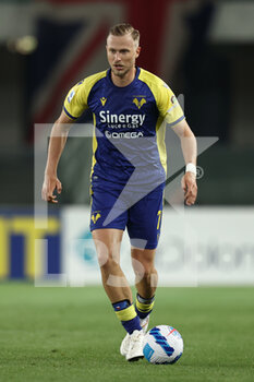 2022-04-23 - Antonin Barak (Hellas Verona FC) in action - HELLAS VERONA VS UC SAMPDORIA - ITALIAN SERIE A - SOCCER
