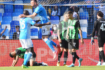 2022-04-30 - Amir Rrahmani ( SSC Napoli ) rejoices after the goal during the Serie A 2021/22 match between SSC. Napoli and US Sassuolo Calcio at Diego Armando Maradona Stadium - SSC NAPOLI VS US SASSUOLO - ITALIAN SERIE A - SOCCER