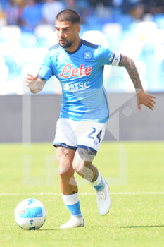 2022-04-30 - Lorenzo Insigne ( SSC Napoli ) in  action during the Serie A 2021/22 match between SSC. Napoli and US Sassuolo Calcio at Diego Armando Maradona Stadium - SSC NAPOLI VS US SASSUOLO - ITALIAN SERIE A - SOCCER