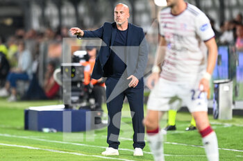 2022-05-22 - Venezia’s Head Coach Andrea Soncin gestures - VENEZIA FC VS CAGLIARI CALCIO - ITALIAN SERIE A - SOCCER