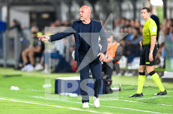 2022-05-22 - Venezia’s Head Coach Andrea Soncin gestures - VENEZIA FC VS CAGLIARI CALCIO - ITALIAN SERIE A - SOCCER