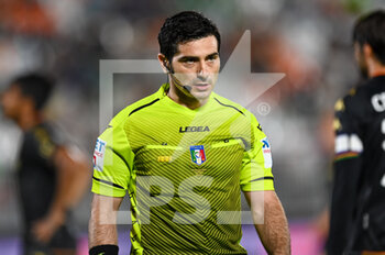 2022-05-22 - The Referee of the match Fabio Maresca - VENEZIA FC VS CAGLIARI CALCIO - ITALIAN SERIE A - SOCCER