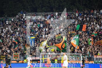 2022-05-22 - Supporters of Venezia FC - VENEZIA FC VS CAGLIARI CALCIO - ITALIAN SERIE A - SOCCER