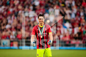 2022-05-22 - Ciprian Tatarusanu (Ac Milan) during the Italian championship Serie A football match between US Sassuolo and AC Milan on May 22, 2022 at Mapei Stadium-Città del Tricolore in Reggio Emilia, Italy - US SASSUOLO VS AC MILAN - ITALIAN SERIE A - SOCCER