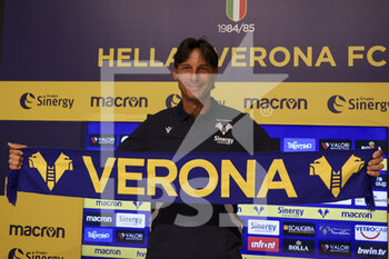 2022-07-02 - Gabriele Cioffi Head Coach of Hellas Verona FC during his presentation like new head coach of Hellas Verona. Serie A Tim 2022-23 Hellas Verona headquarters, Verona, Italy, on July 02, 2022. - PRESENTATION OF THE NEW HELLAS VERONA HEAD COACH GABRIELE CIOFFI - ITALIAN SERIE A - SOCCER
