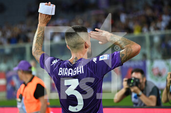 14/08/2022 - Biraghi celebrating the victory with Fiorentina supporters - ACF FIORENTINA VS US CREMONESE - SERIE A - CALCIO