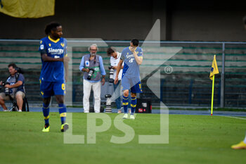 15/08/2022 - Verona's Kevin Lasagna injury - HELLAS VERONA FC VS SSC NAPOLI - SERIE A - CALCIO