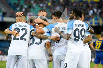 15/08/2022 - Napoli's Adam Ounas celebrates after scoring a goal with teammates - HELLAS VERONA FC VS SSC NAPOLI - SERIE A - CALCIO