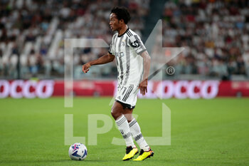 15/08/2022 - Juan Cuadrado of Juventus Fc during the Italian Serie A match between Juventus Fc and Us Sassuolo, on August 15, 2022, at Allianz Stadium in Turin, Italy. Photo Nderim Kaceli - JUVENTUS FC VS US SASSUOLO - SERIE A - CALCIO