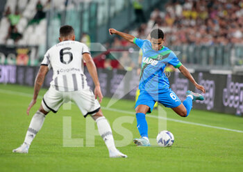 15/08/2022 - Rogerio of US Sassuolo during the Italian Serie A match between Juventus Fc and Us Sassuolo, on August 15, 2022, at Allianz Stadium in Turin, Italy. Photo Nderim Kaceli - JUVENTUS FC VS US SASSUOLO - SERIE A - CALCIO