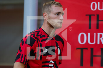 2022-08-13 - Tommaso Pobega of AC Milan looks on during the Serie A 2022/23 football match between AC Milan and Udinese Calcio at Giuseppe Meazza Stadium, Milan, Italy on August 13, 2022 - AC MILAN VS UDINESE CALCIO - ITALIAN SERIE A - SOCCER