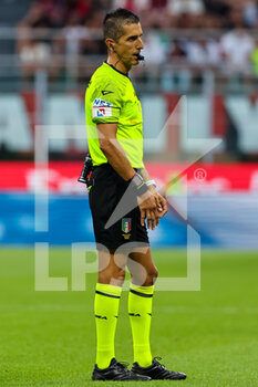 2022-08-13 - Referee Livio Marinelli during the Serie A 2022/23 football match between AC Milan and Udinese Calcio at Giuseppe Meazza Stadium, Milan, Italy on August 13, 2022 - AC MILAN VS UDINESE CALCIO - ITALIAN SERIE A - SOCCER