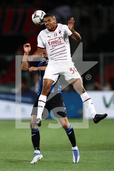 2022-08-21 - Junior Messias of AC Milan in action  - ATALANTA BC VS AC MILAN - ITALIAN SERIE A - SOCCER