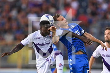 2022-08-21 - Alfred Duncan (ACF Fiorentina) and Nicolas Haas (Empoli FC) - EMPOLI FC VS ACF FIORENTINA - ITALIAN SERIE A - SOCCER