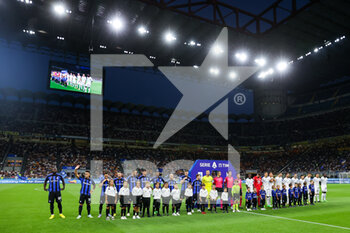 2022-08-20 - FC Internazionale team and Spezia Calcio team during the Serie A 2022/23 football match between FC Internazionale and Spezia Calcio at Giuseppe Meazza Stadium, Milan, Italy on August 20, 2022 - INTER - FC INTERNAZIONALE VS SPEZIA CALCIO - ITALIAN SERIE A - SOCCER