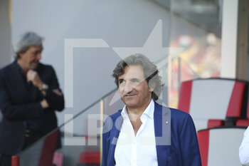 2022-08-27 - Urbano Cairo Chairman of Torino FC during US Cremonese vs Torino FC, 3° Serie A Tim 2022-23 game at Giovanni Zini Stadium in Cremona (CR), Italy, on August 27, 2022. - US CREMONESE VS TORINO FC - ITALIAN SERIE A - SOCCER