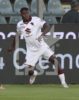 2022-08-27 - Wilfried Stephane Singo of Torino FC during US Cremonese vs Torino FC, 3° Serie A Tim 2022-23 game at Giovanni Zini Stadium in Cremona (CR), Italy, on August 27, 2022. - US CREMONESE VS TORINO FC - ITALIAN SERIE A - SOCCER