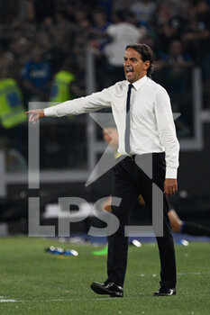 2022-08-26 - Simone Inzaghi coach (FC Inter)  during the Italian Football Championship League A 2022/2023 match between SS Lazio vs Inter - FC Internazionale at the Olimpic Stadium in Rome on 26 August 2022. - SS LAZIO VS INTER - FC INTERNAZIONALE - ITALIAN SERIE A - SOCCER