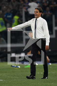 2022-08-26 - Simone Inzaghi coach (FC Inter)  during the Italian Football Championship League A 2022/2023 match between SS Lazio vs Inter - FC Internazionale at the Olimpic Stadium in Rome on 26 August 2022. - SS LAZIO VS INTER - FC INTERNAZIONALE - ITALIAN SERIE A - SOCCER