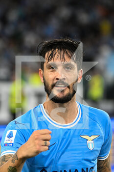 2022-08-26 - Luis Alberto (SS Lazio) celebrates after scoring goal 2-1 during the Italian Football Championship League A 2022/2023 match between SS Lazio vs Inter - FC Internazionale at the Olimpic Stadium in Rome on 26 August 2022. - SS LAZIO VS INTER - FC INTERNAZIONALE - ITALIAN SERIE A - SOCCER