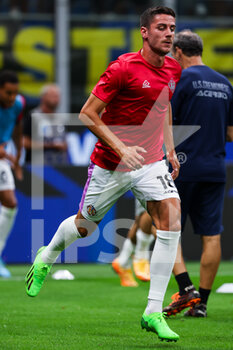 2022-08-30 - Paolo Ghiglione of US Cremonese warms up during the Serie A 2022/23 football match between FC Internazionale and US Cremonese at Giuseppe Meazza Stadium, Milan, Italy on August 30, 2022 - INTER - FC INTERNAZIONALE VS US CREMONESE - ITALIAN SERIE A - SOCCER
