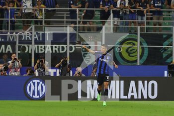 2022-08-30 - Joaquin Correa of FC Internazionale celebrates after scoring a goal during the Serie A 2022/23 football match between FC Internazionale and US Cremonese at Giuseppe Meazza Stadium, Milan, Italy on August 30, 2022 - INTER - FC INTERNAZIONALE VS US CREMONESE - ITALIAN SERIE A - SOCCER