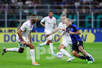 2022-08-30 - Federico Dimarco of FC Internazionale in action during the Serie A 2022/23 football match between FC Internazionale and US Cremonese at Giuseppe Meazza Stadium, Milan, Italy on August 30, 2022 - INTER - FC INTERNAZIONALE VS US CREMONESE - ITALIAN SERIE A - SOCCER