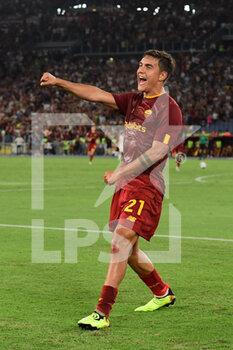 2022-08-30 - Paulo Dybala (AS Roma) celebrates after scoring goal 2-0 during the Italian Football Championship League A 2022/2023 match between AS Roma vs AC Monza at the Olimpic Stadium in Rome  on 30 August 2022. - AS ROMA VS AC MONZA - ITALIAN SERIE A - SOCCER