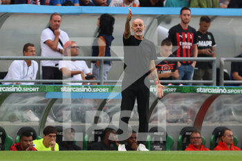 2022-08-30 - Stefano Pioli coach (AC MILAN) - US SASSUOLO VS AC MILAN - ITALIAN SERIE A - SOCCER