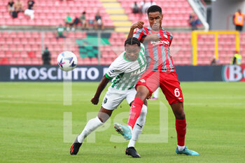 2022-09-04 - Armand Laurinete’ (US Sassuolo) and Emanuele Valeri (US Cremonese) - US CREMONESE VS US SASSUOLO - ITALIAN SERIE A - SOCCER