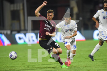 2022-09-05 - Krzysztof Piatek of US Salernitana  and Fabiano Parisi of Empoli FC   competes for the ball with  during the Serie A match between US Salernitana 1919 and FC Empoli  at Stadio Arechi   - US SALERNITANA VS EMPOLI FC - ITALIAN SERIE A - SOCCER