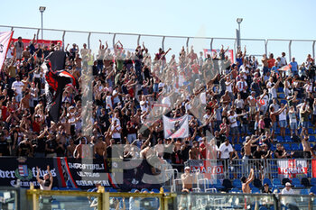 2022-09-11 - US Cremonese supporters celebrate after the match - ATALANTA BC VS US CREMONESE - ITALIAN SERIE A - SOCCER